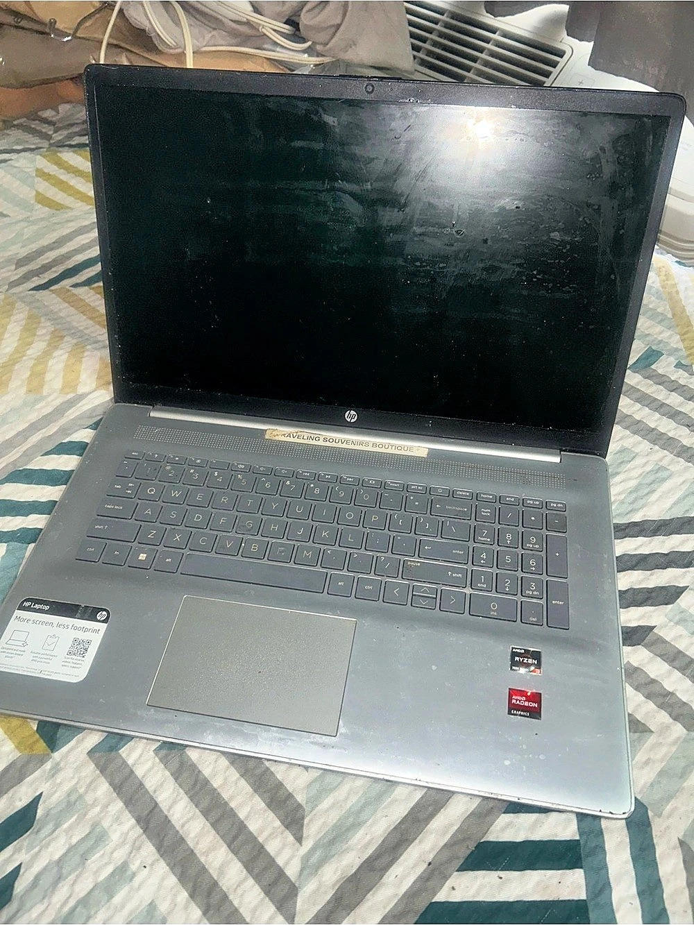 HP 17-cp series Laptop AMD Ryzen 3 Gray (won’t turn on )